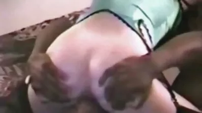 បុរសរហ័ស creampied ក្មេងស្រីនៅលើមុខ