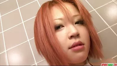 ពីរនាក់ជ្រុល kinky hahal បានទទួលការខួងសរសេរ