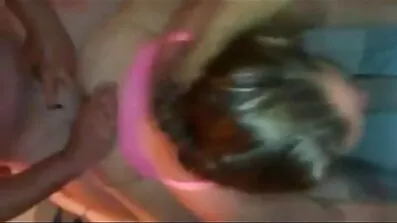 ចាប់សរសៃជំនាញរំភើបនិង fucked ដោយម៉ាស៊ីនភ្ញៀវស្រស់ស្អាត