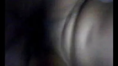 មនុស្សវ័យជំទង់បានផឹកនិង fucked នៅលើ couch នៅក្នុងបន្ទប់នេះ